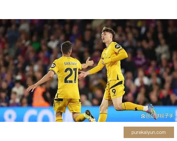 狼队锋线表现稳健，近期状态回暖值得关注